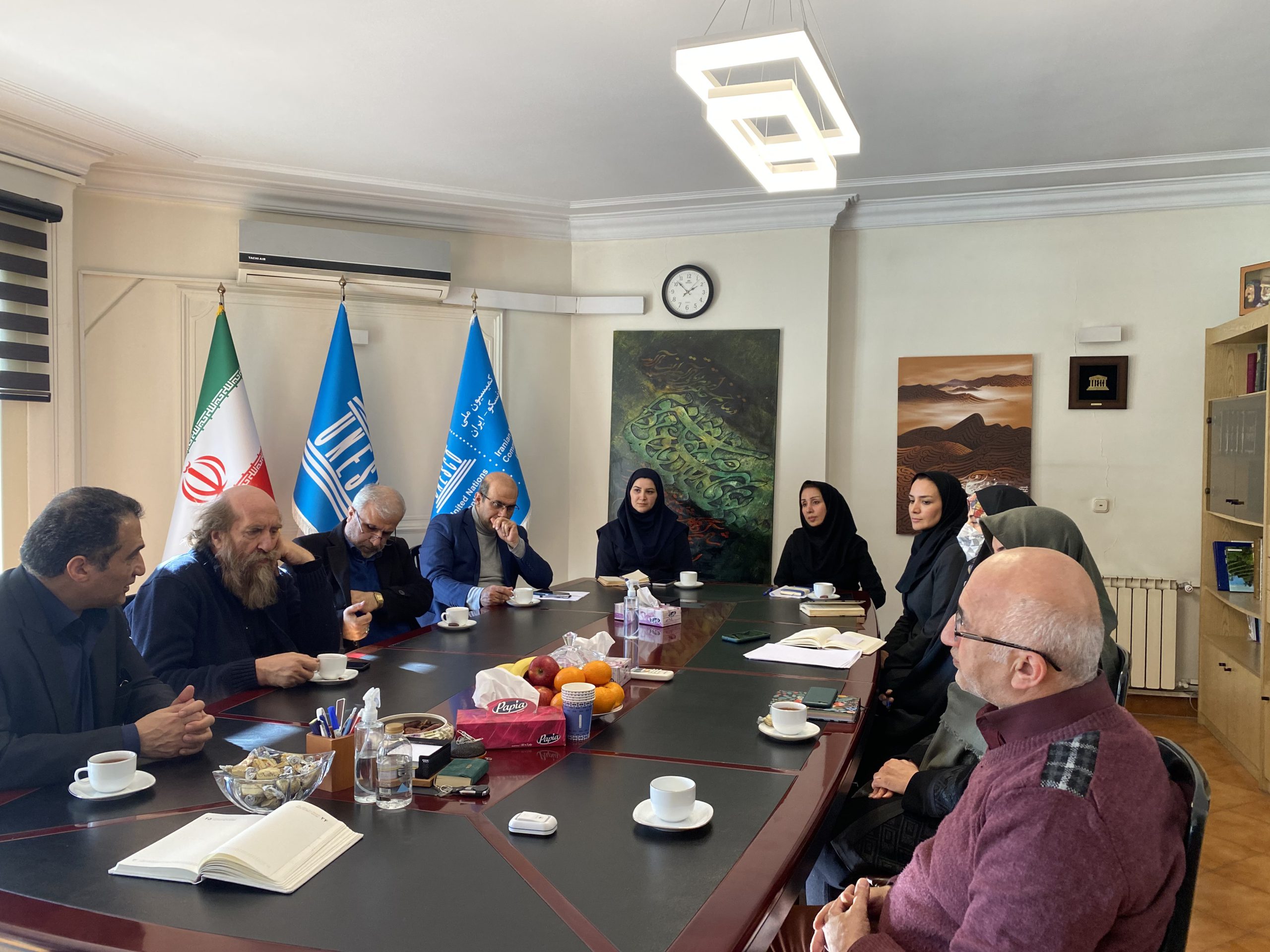 دیدار سفیر و نماینده ایران در یونسکو با مدیران کمیسیون ملی یونسکو