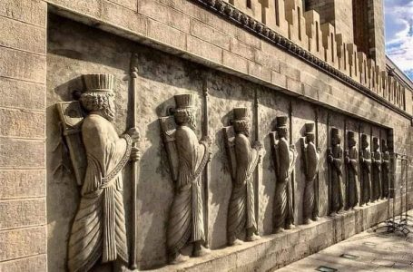 آموزه‌های منشور کوروش از طریق یونسکو به برنامه‌های آموزشی کشورها راه خواهد یافت